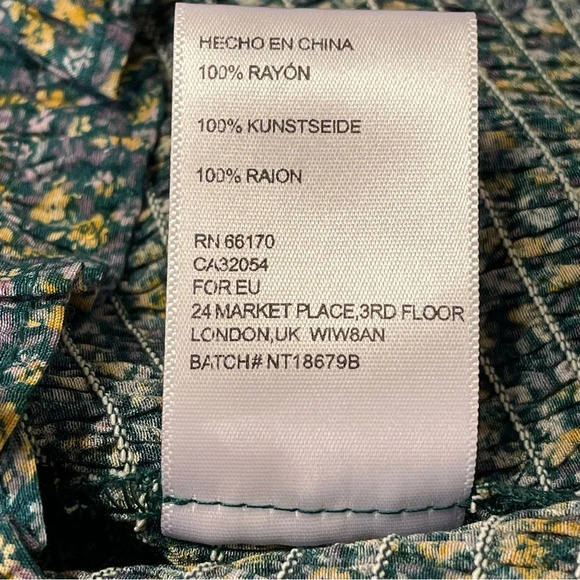 URBAN OUTFITTERS Floral Blouson Top in Mint‎ - Picture 9 of 9